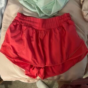 Lulu lemon 2.5’ seam shorts